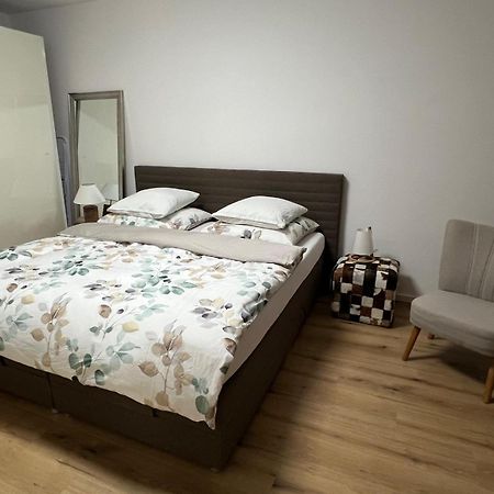 Stylish 1-Bedroom Condo Close To Exhibition Square Basel Eksteriør bilde