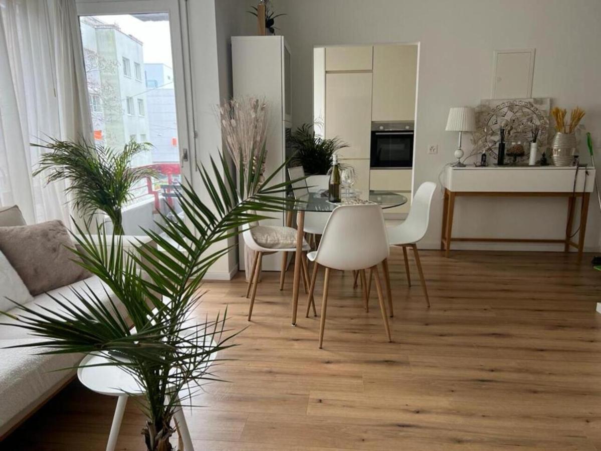Stylish 1-Bedroom Condo Close To Exhibition Square Basel Eksteriør bilde